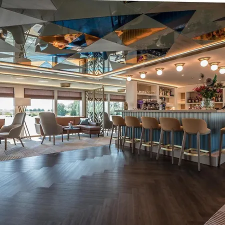 Fairtours Hotelschiff Antonia***** Hotel na wodzie *